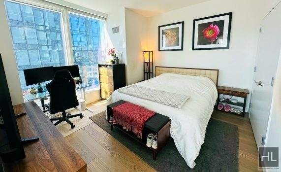 Foto principal - KENT AVENUE