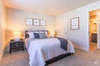 1BR, 1BA - Willow - Spring Tree by Broadmoor
