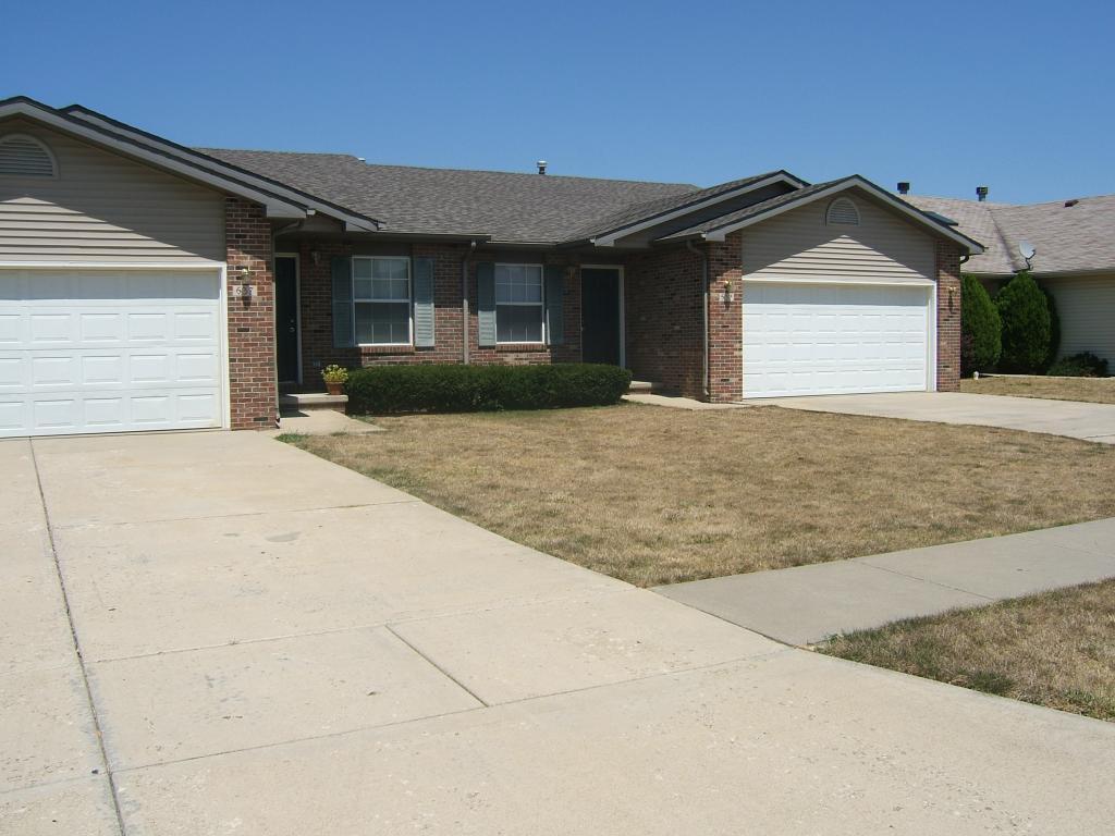 Foto del edificio - 637 Oakbrook Ave