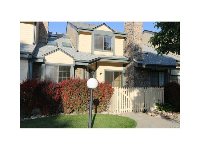 Building Photo - 8754 Allison Dr
