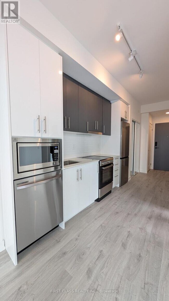 Photo du bâtiment - 9751 Markham Rd