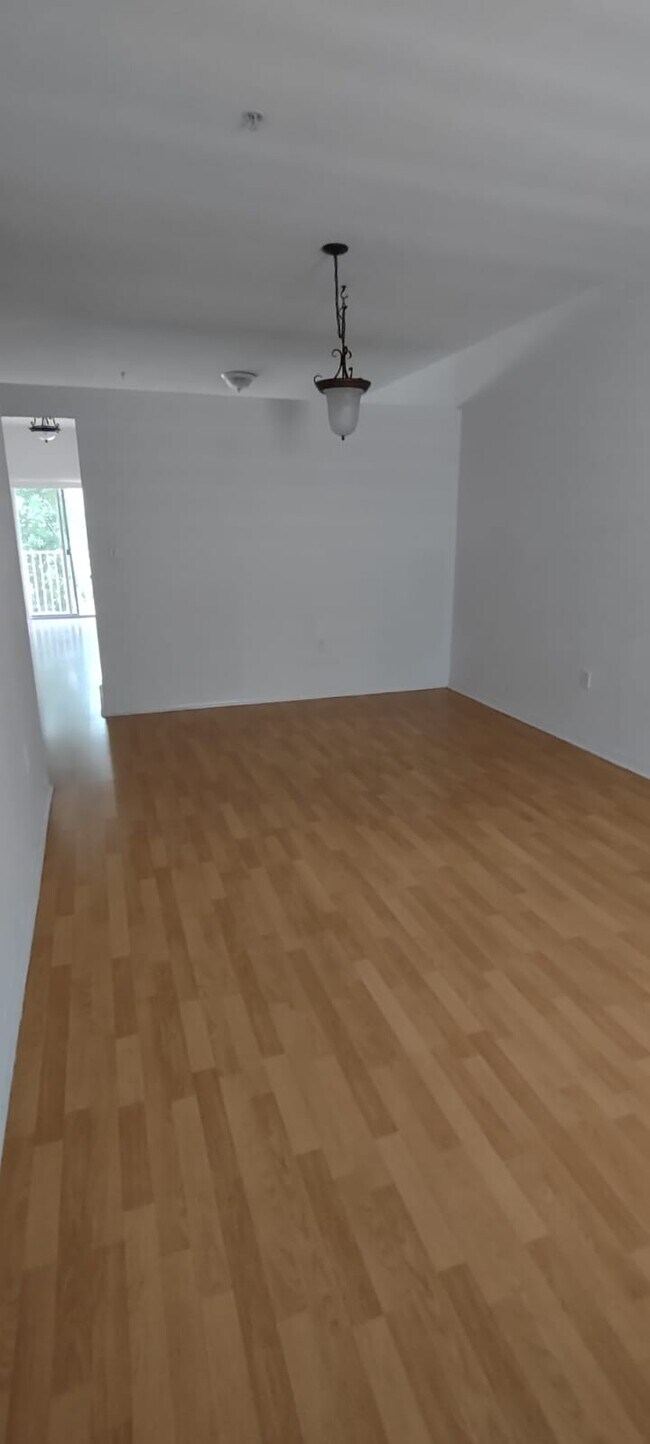 Foto del edificio - 6940 NW 179th St