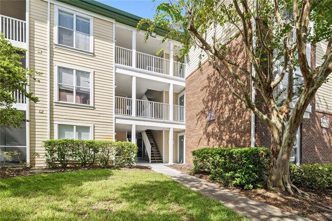Building Photo - 10122 Winsford Oak Blvd