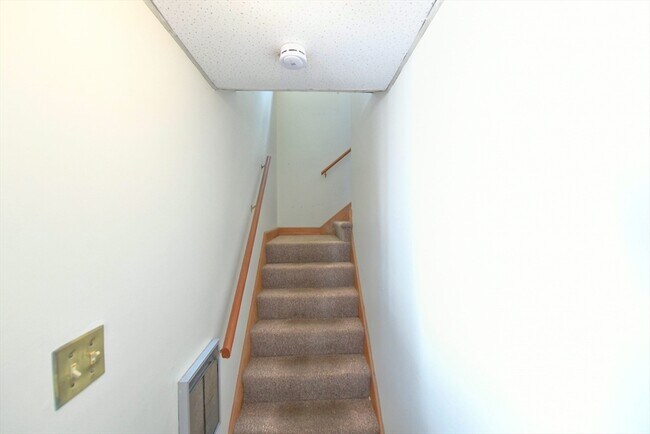 Foto del edificio - 65 Pleasant St
