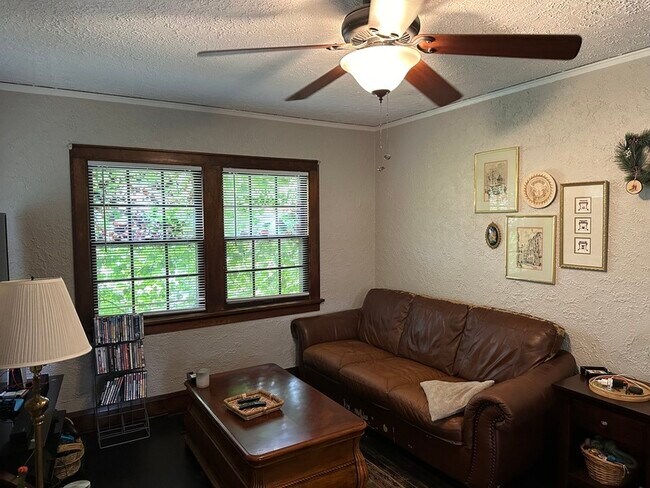 Foto del edificio - 420 20th St NE
