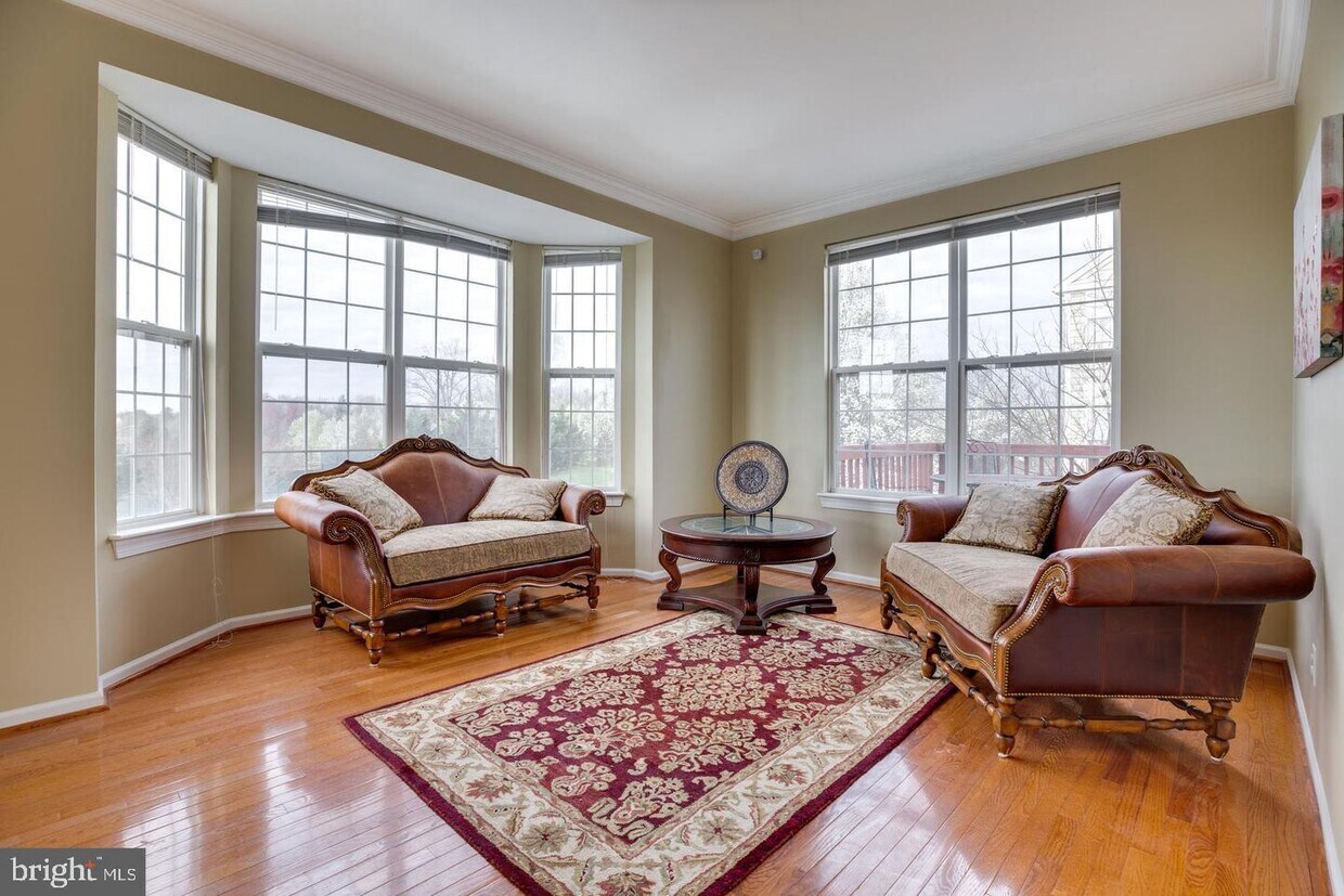 13400 Dogues Terrace, Woodbridge, VA 22191 Townhome Rentals in