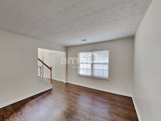 Building Photo - 507 Springmoor Court