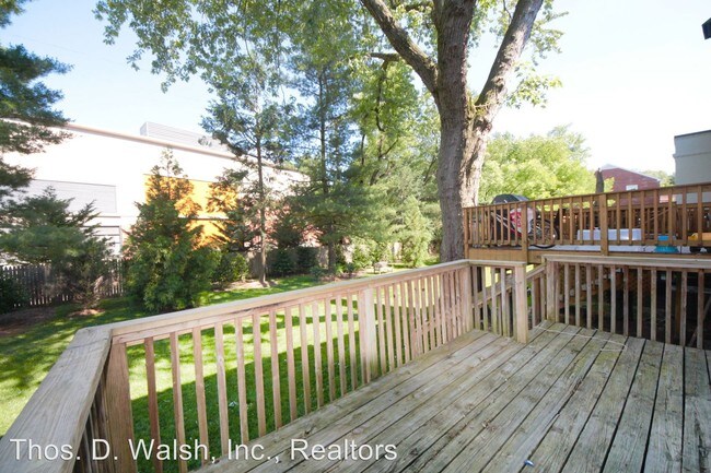 Building Photo - 3 br, 2.5 bath House - 6743 Kenwood Forest Ln