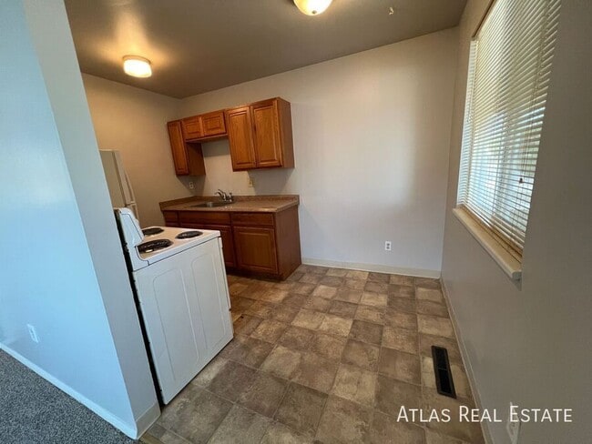 Photo - 960 W Moreno Ave Apartment