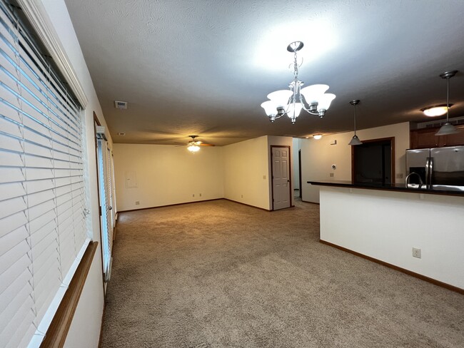 Main level- living/dining - 4244 N 18th St