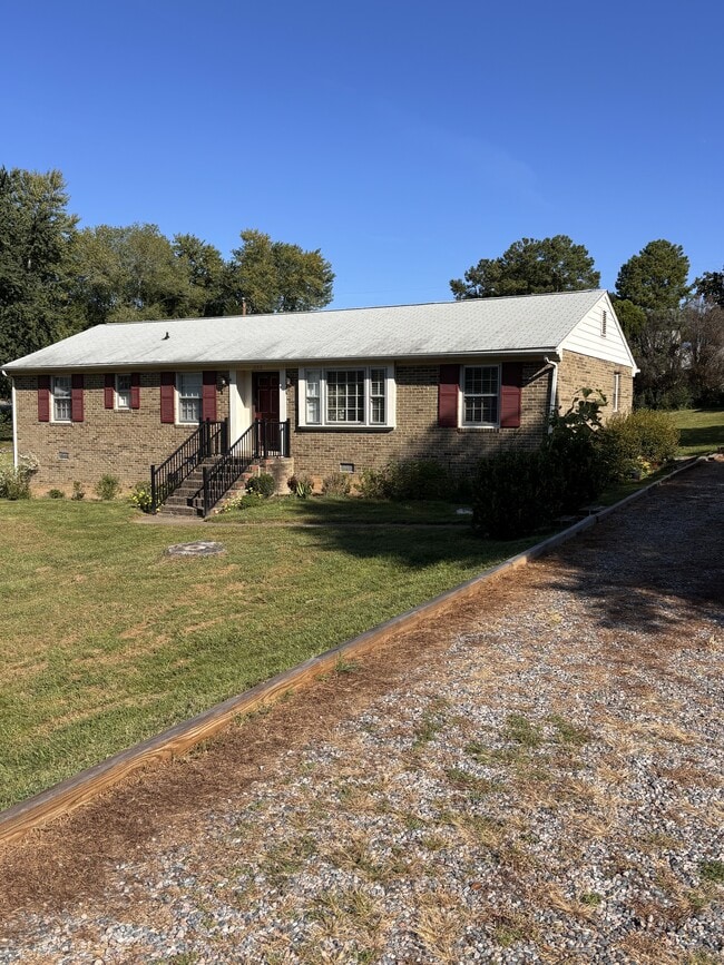 Building Photo - 10516 Greglynn Rd