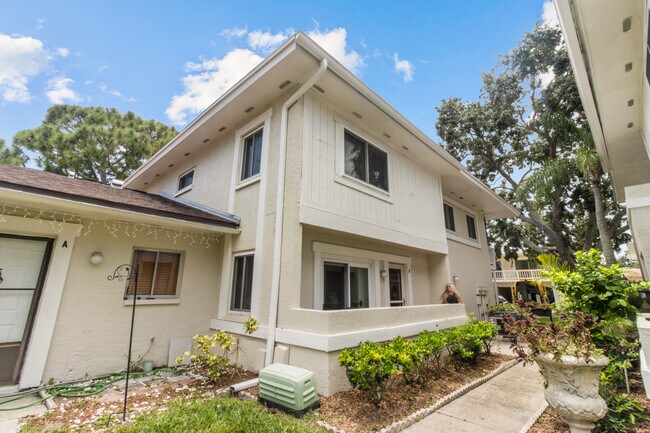Foto del edificio - 2945 Bough Ave
