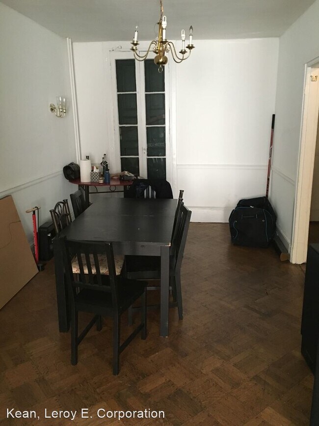 Foto del edificio - 6 br, 2.5 bath House - 1909 Pine Street