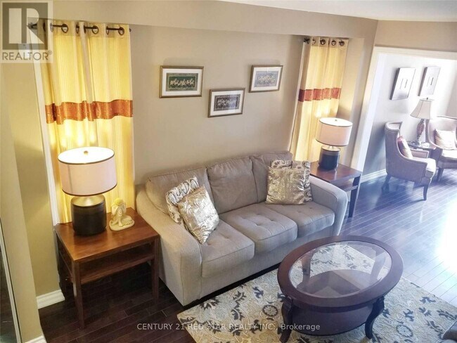 Photo du bâtiment - 1476 Spring Garden Ct