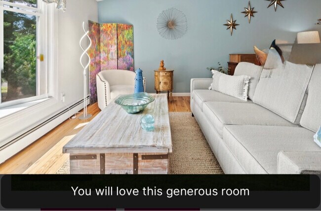 Foto del edificio - 16 Springbrook Ln