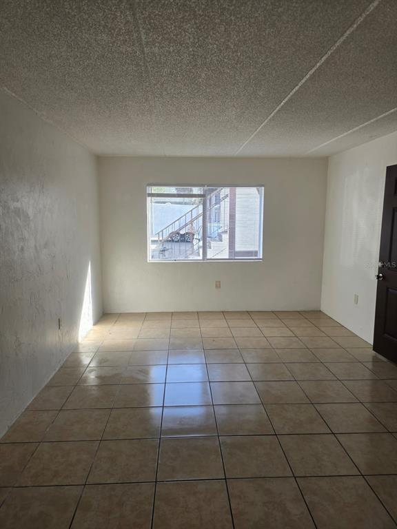 Foto del edificio - 1216 Kennedy Rd