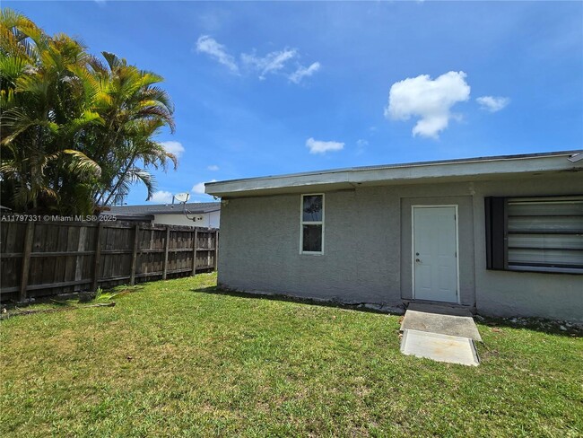 Foto del edificio - 26162 SW 123rd Pl