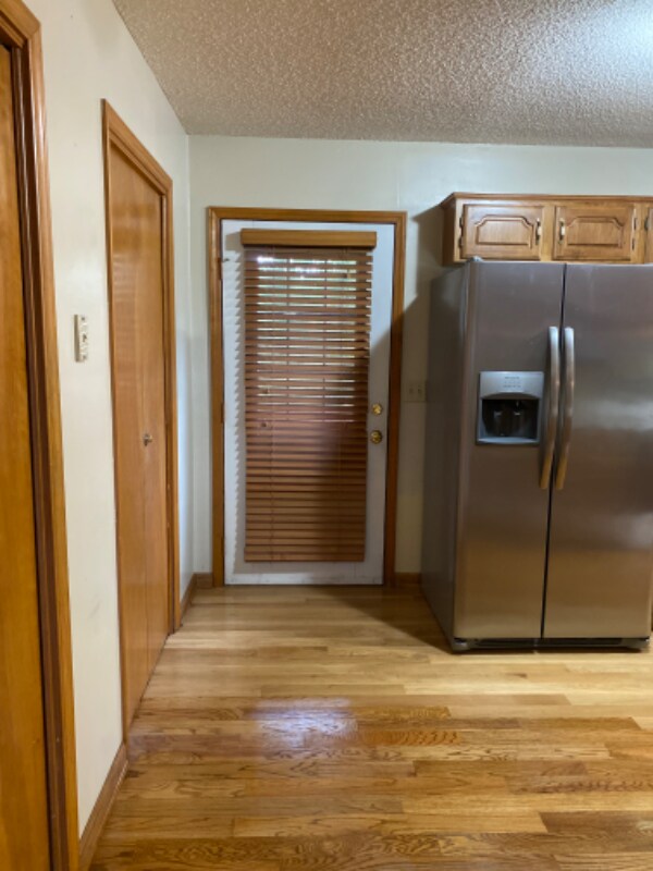 Building Photo - 5023 Lake Forest Dr