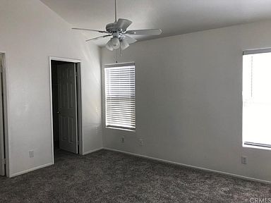Foto del edificio - 3670 N Maroa Ave