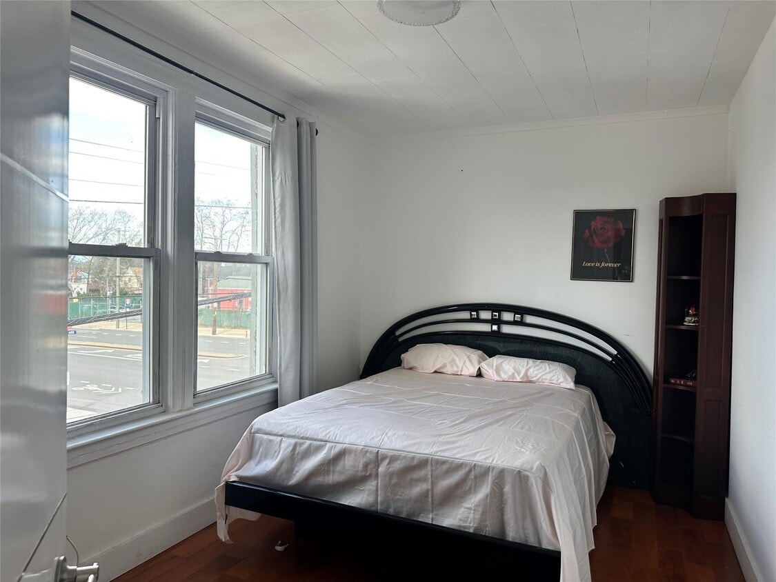 Foto principal - 77-2-77164 164th St