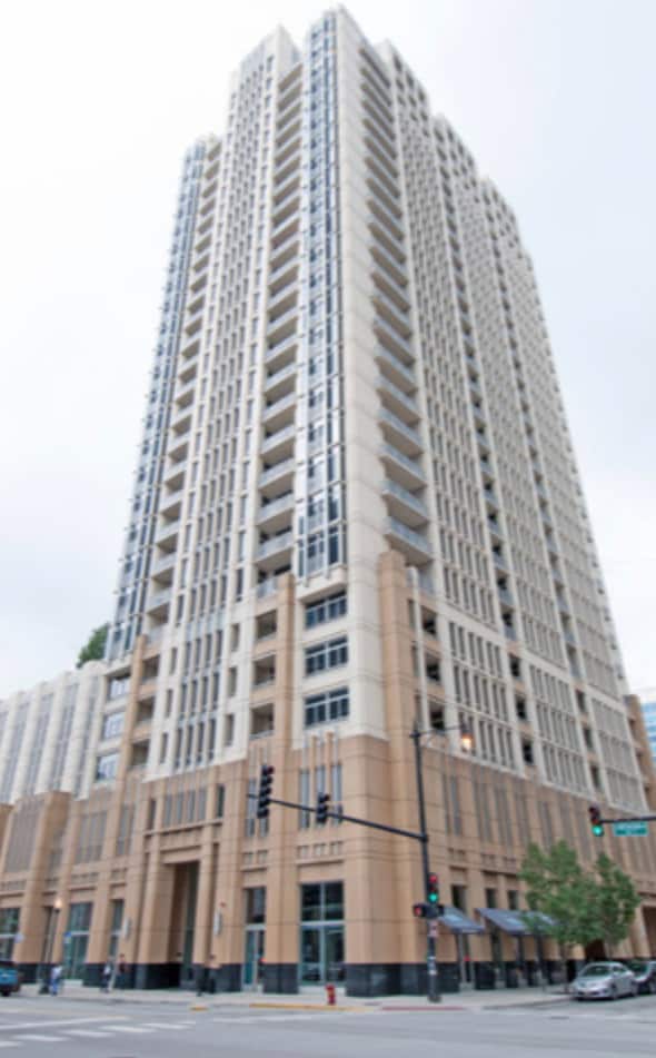 Building Photo - 1400 S Michigan Ave