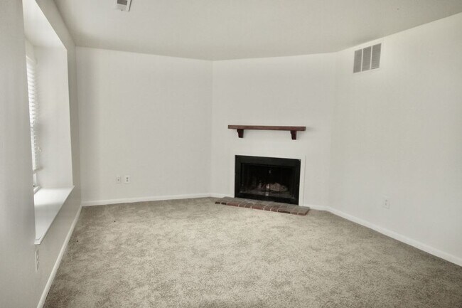 Foto del edificio - 2668 Gatewood Circle