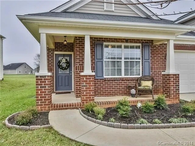 Foto principal - 4018 Linville Falls Ln