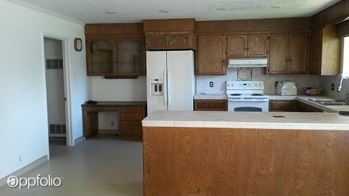 Building Photo - 173 N Park Dr