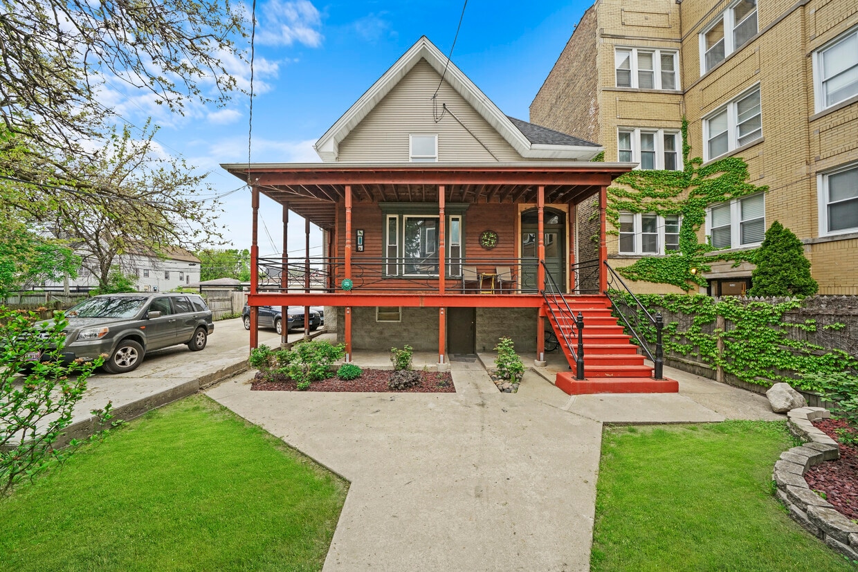 Primary Photo - 2036 N Spaulding Ave