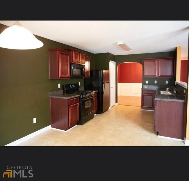 Foto del edificio - 1821 Roble Dr