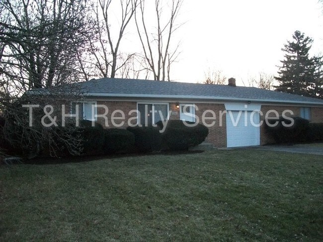 Building Photo - 7905 Dean Rd