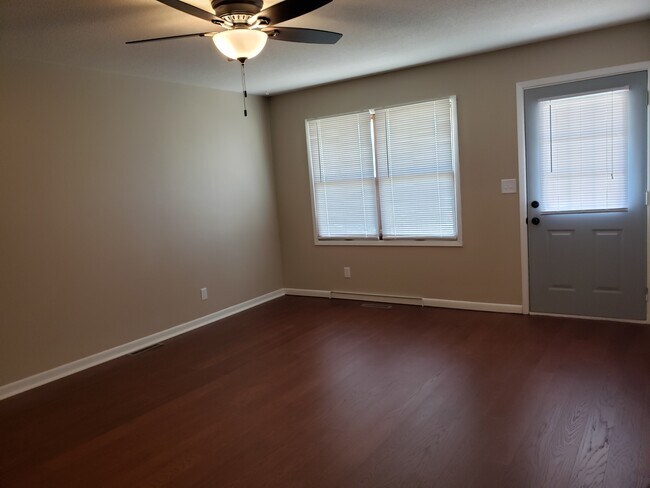 Foto del edificio - 1521 N Dakota Ave