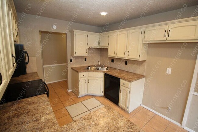 Foto del edificio - 3437 S 148th E Ave