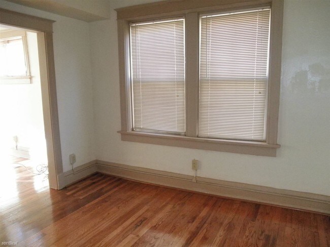 Foto del edificio - 3215 Halliday Ave