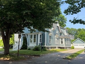 15 Gill St
