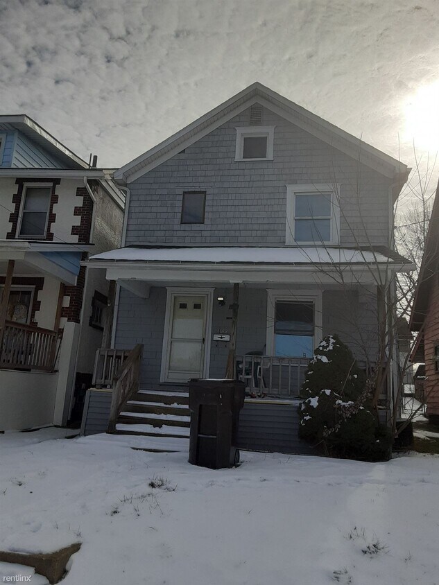 Primary Photo - 3 br, 1 bath House - 1019 Washington Street