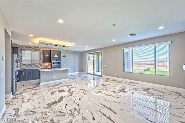 Building Photo - 10940 Terra Azul Pl