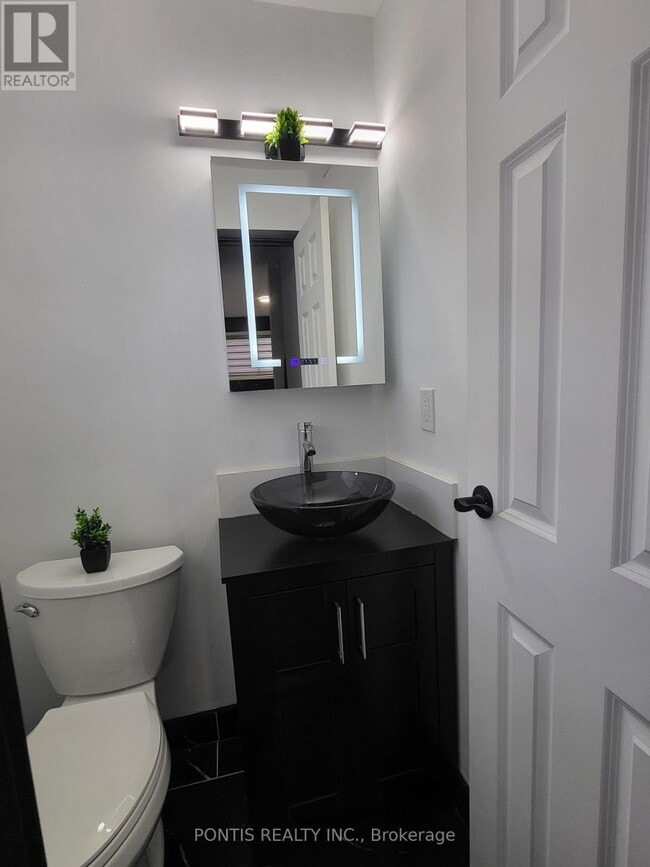 Photo du bâtiment - 120 Bell Farm Rd