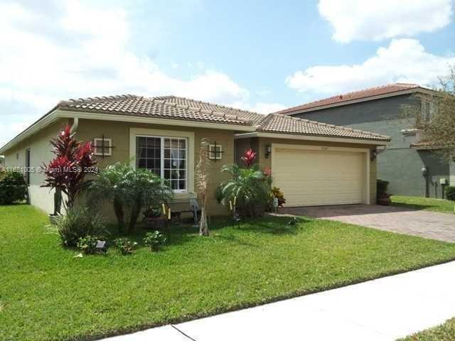 Building Photo - 2157 Newport Isles Blvd