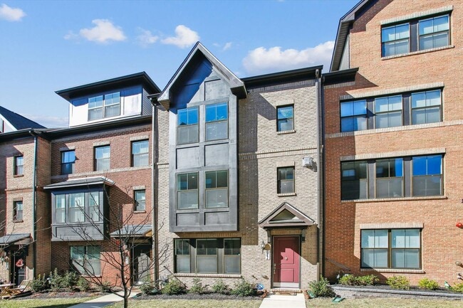 Photo - The Towns At North Hill House