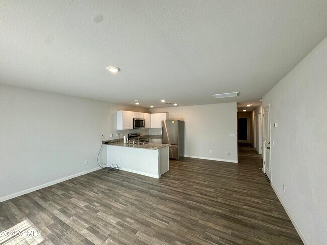 Building Photo - 478 Brandeis Dr