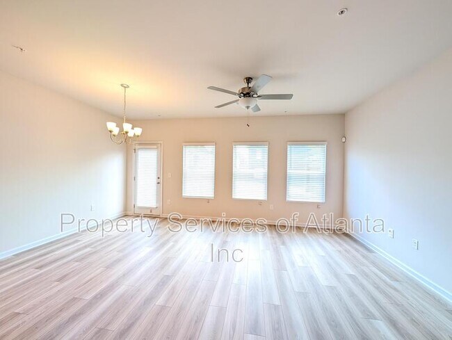 Building Photo - 1354 Willow Brk Cir