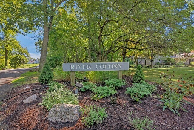 Building Photo - 6 River Colony