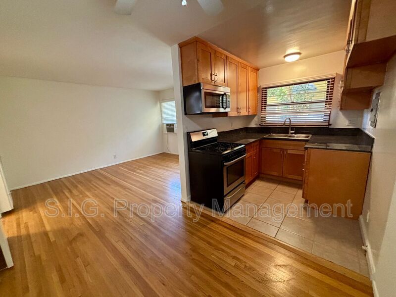 Foto principal - 1702 W Victory Blvd