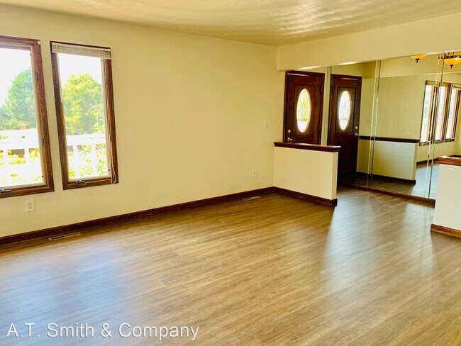 Building Photo - 4 br, 3 bath House - 11375 W. 76th Drive