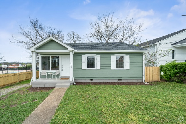 Building Photo - 2706 Torbett St