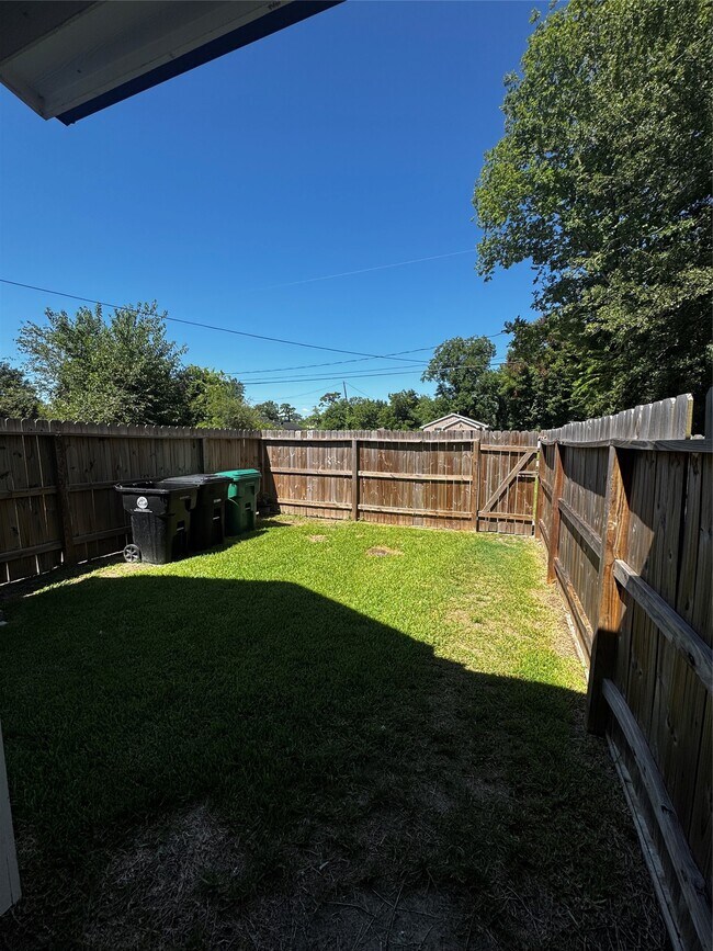 Building Photo - 8424 Wileyvale Rd
