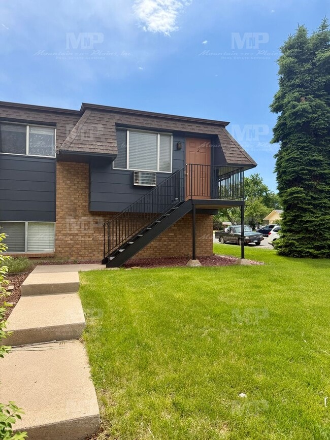 Building Photo - 1628 Azalea Dr