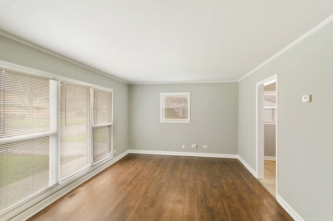 Building Photo - 129 Nauvoo St