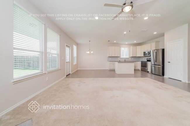 Building Photo - 1801 Vernon Dr